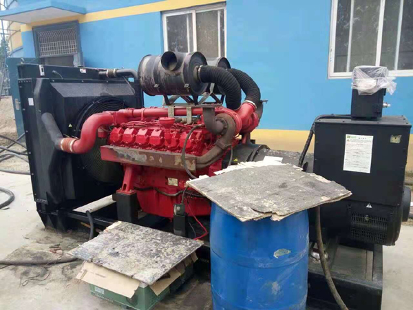 阿坝关于柴油发电机组水箱污垢的产生与清理