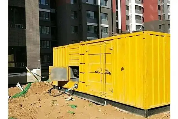 阿坝发电机租赁中燃油压力过低会对发动机的哪些部件造成损坏？