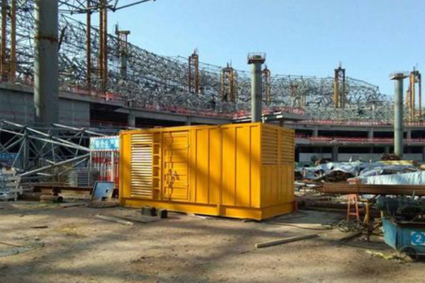 阿坝发电机出租如何判断空气滤清器是否需要更换？