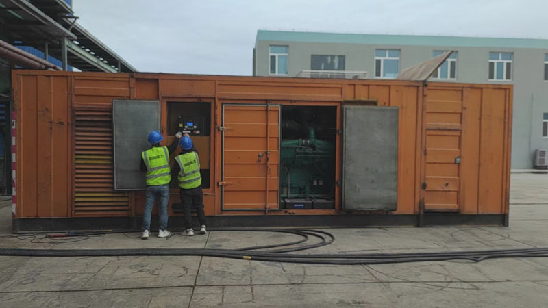 阿坝如何检查柴油发电机组的机油油位?